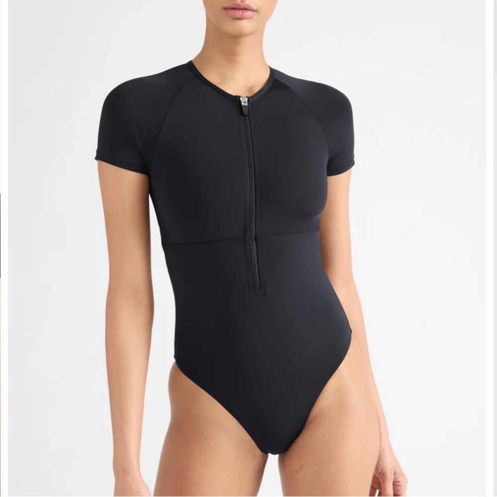 NWT Knix Short Sleeve One-piece Swimsuit Black Size Small
